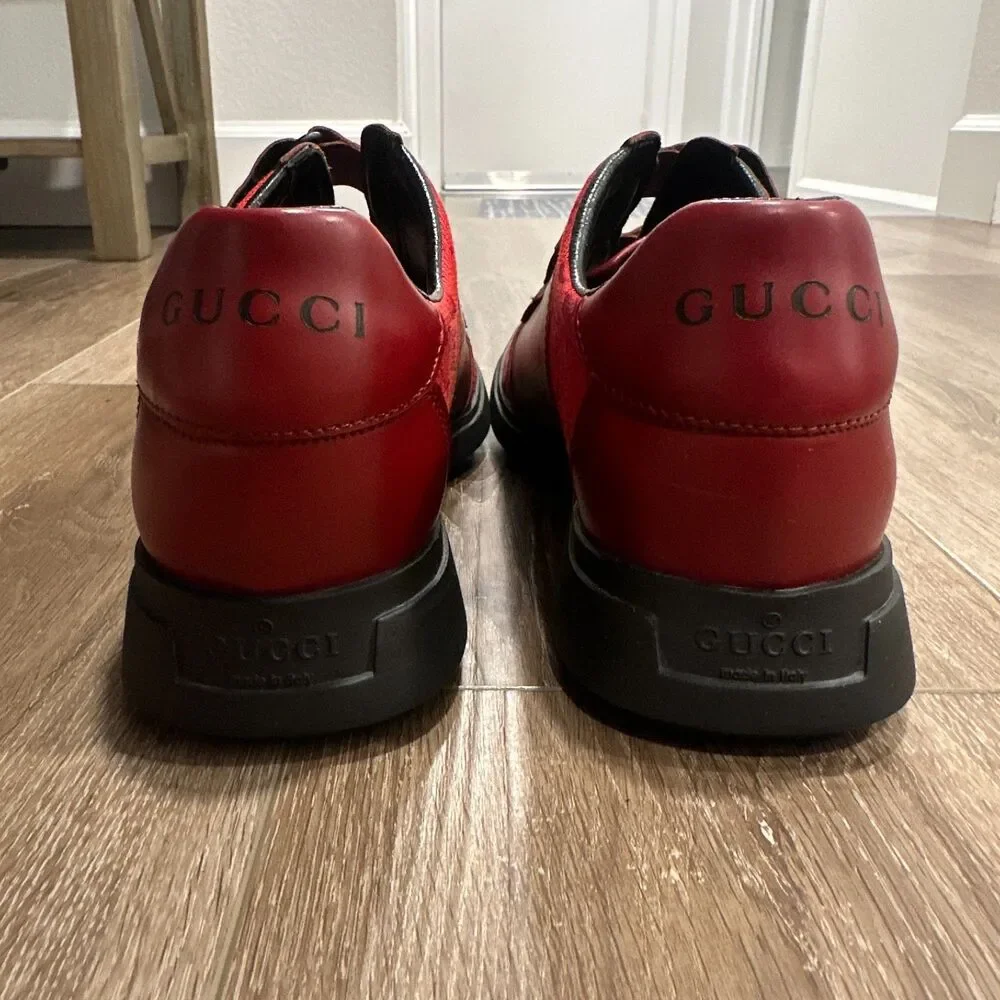 Vintage Gucci Red GG Monogram Canvas Velcro Strap Sneakers 9.5B 101 6129